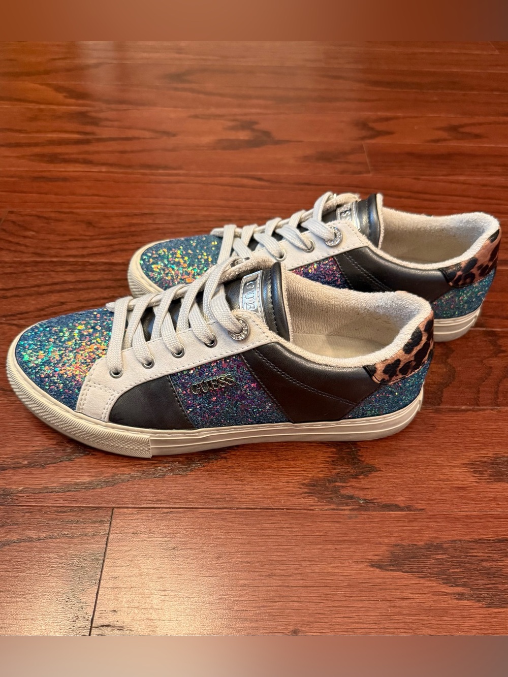 GUESS Loven3 Multicolor Glitter Sneakers Leopard Heel Size 8.5M